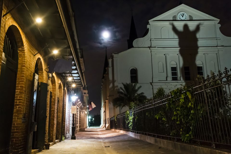 New Orleans: Cemetery Bus Tour at Dark With Exclusive Access - Exclusive Cemetery Access