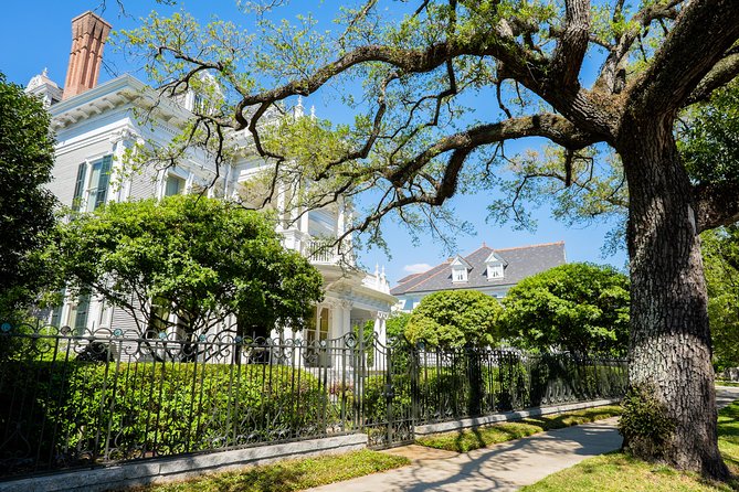 New Orleans Garden District Tour - Booking Information