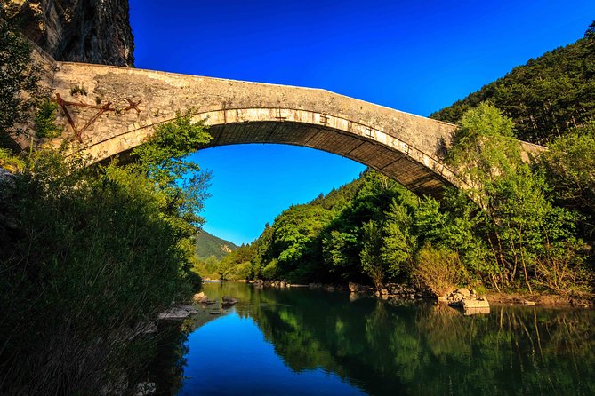 Nice: Gorges of Verdon and Fields of Lavender Tour - Sainte-Croix Lake