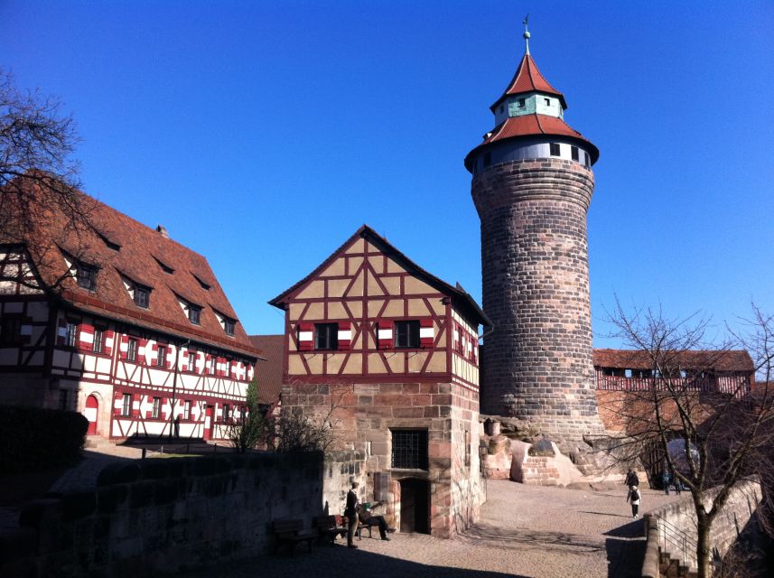 Nuremberg 2-Hour Old Town Walking Tour in English - Availability and Cancellation