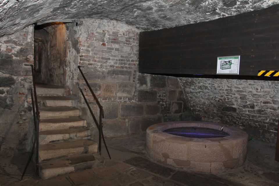 Nuremberg: Medieval Dungeons Guided Tour - Suggested Attire and Devices