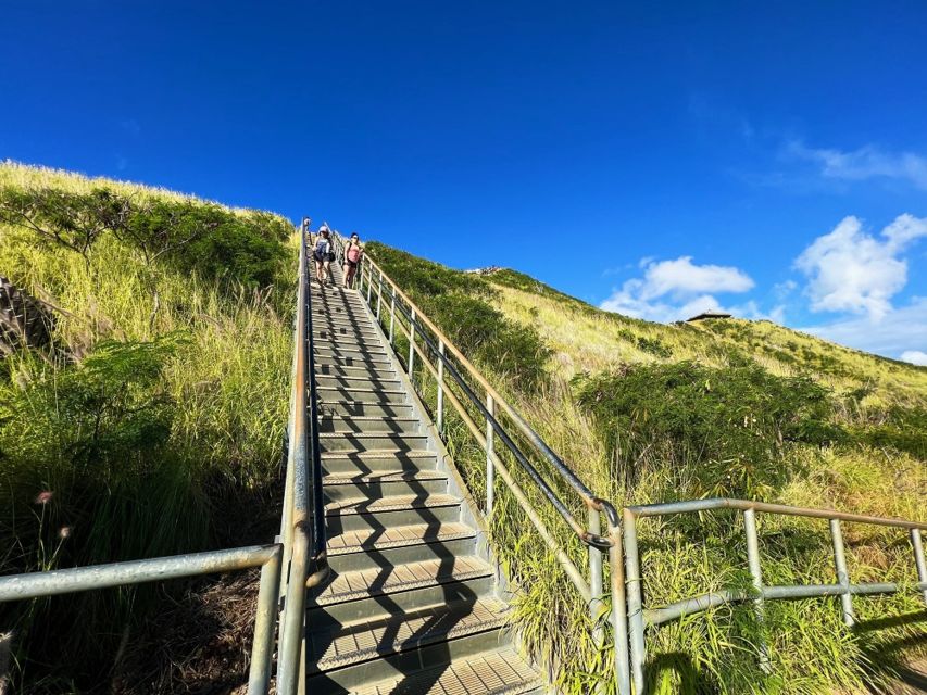 Oahu: Diamond Head Crater Trailhead Transfer & Entry Fee - Entry Fee Included