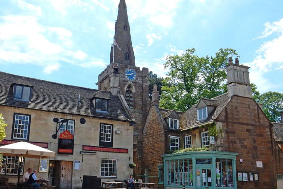 Oakham/Uppingham: Quirky Self-Guided Heritage Walks - Booking Information and Flexibility