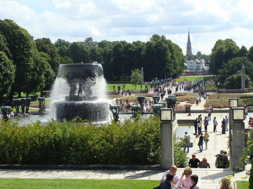 Oslo Discovery Tour - Vigeland Sculpture Park Tour