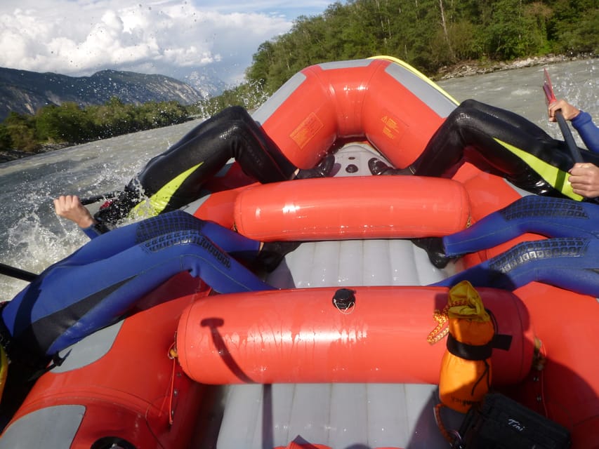 Ötztal: Action Whitewater Rafting at Imster Canyon - Pre-Rafting Safety Briefing