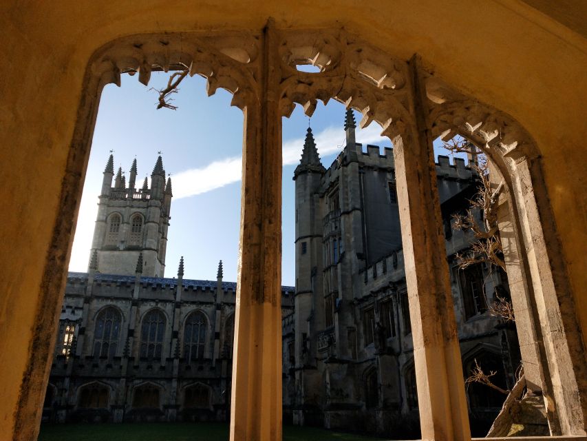 Oxford: C.S. Lewis & J.R.R. Tolkien Guided Walking Tour - Exploring Magdalen College