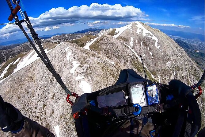 Paragliding Flight Over the Gardens of Ninfa - Booking and Cancellation