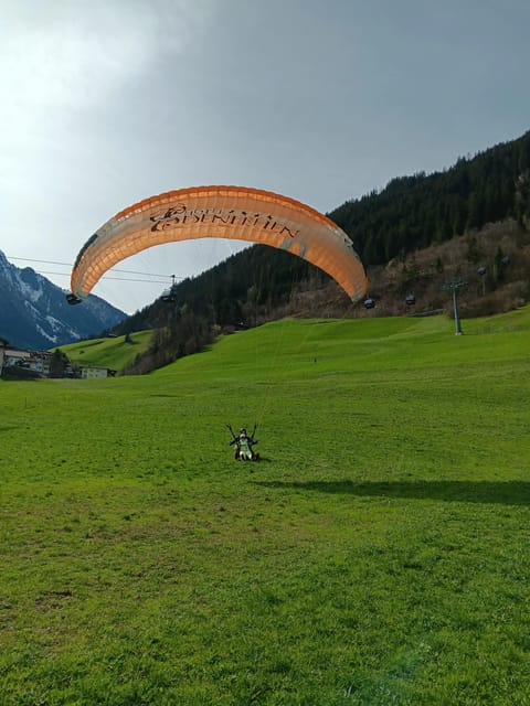 Paragliding Tandem Flight - Safety Precautions