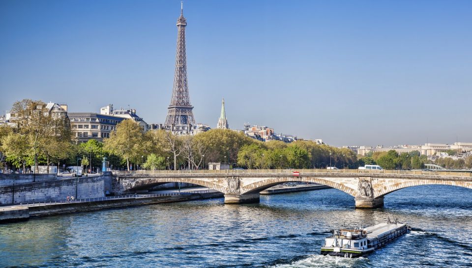 Paris: Eiffel Tower Hosted Tour, Seine Cruise and City Tour - Wait Times and Security