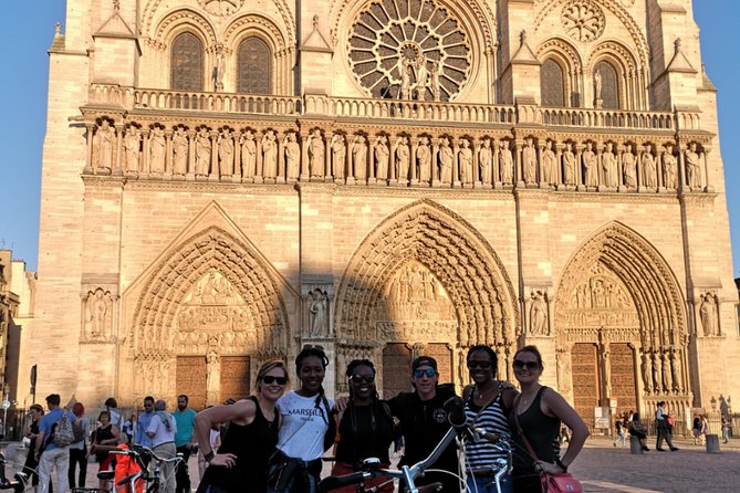 Paris Evening City of Lights Small Group Bike Tour & Boat Cruise - Refreshments and Relaxation