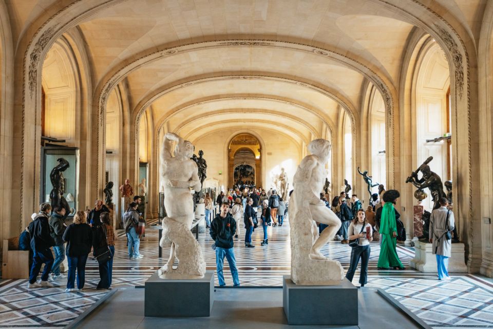 Paris: Louvre Museum Entry Ticket and Seine River Cruise - Seine River Cruise