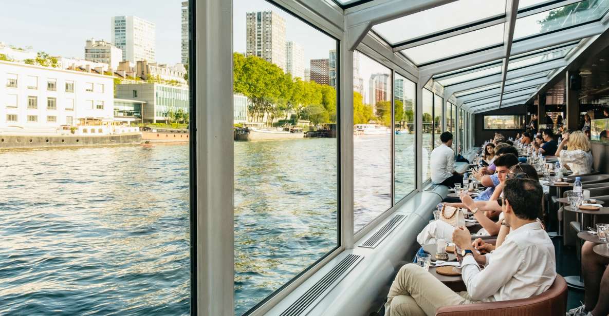 Paris: Seine River Panoramic Views Dinner Cruise - Cruise Duration and Timing