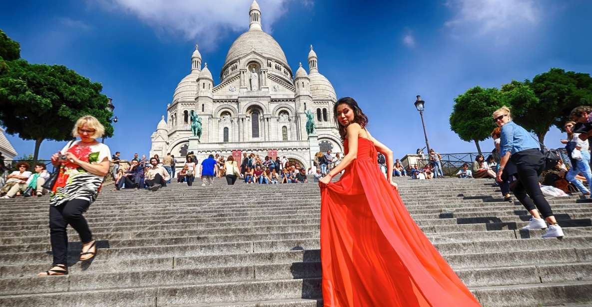 Paris:Private Montmartre Tour & Sacre Coeur With Local Guide - Historic Apartments and Cafes