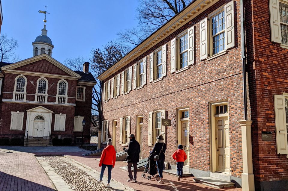 Philadelphia: Colonial Philadelphia Walking Tour - Elfreths Alley