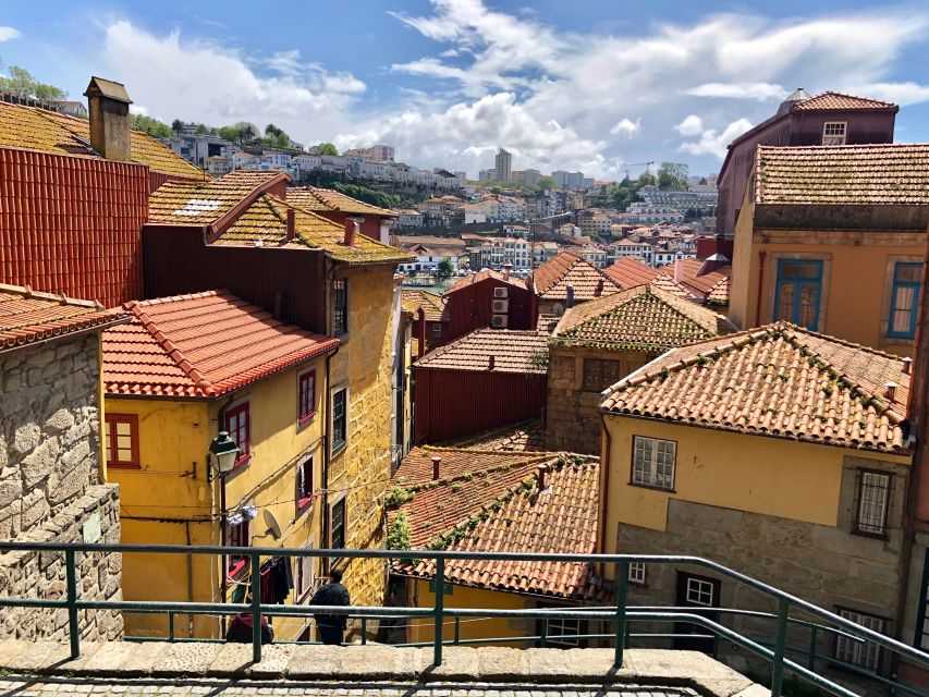 Porto: Guided City Walking Tour & Port Wine Cellar - Tour Highlights