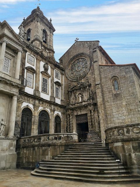 Porto: Private Exclusive History Tour With a Local Expert - Iconic Landmarks and Stories