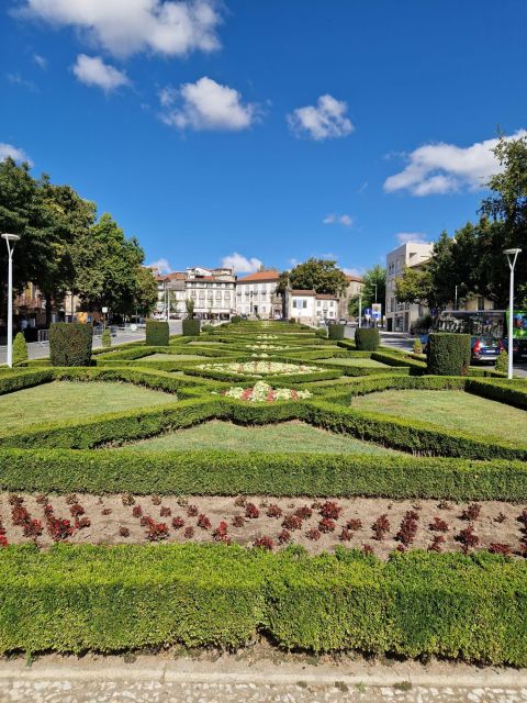 Porto: Private UNESCO Heritage Site Tour - Braga & Guimarães - Guimarães Castle