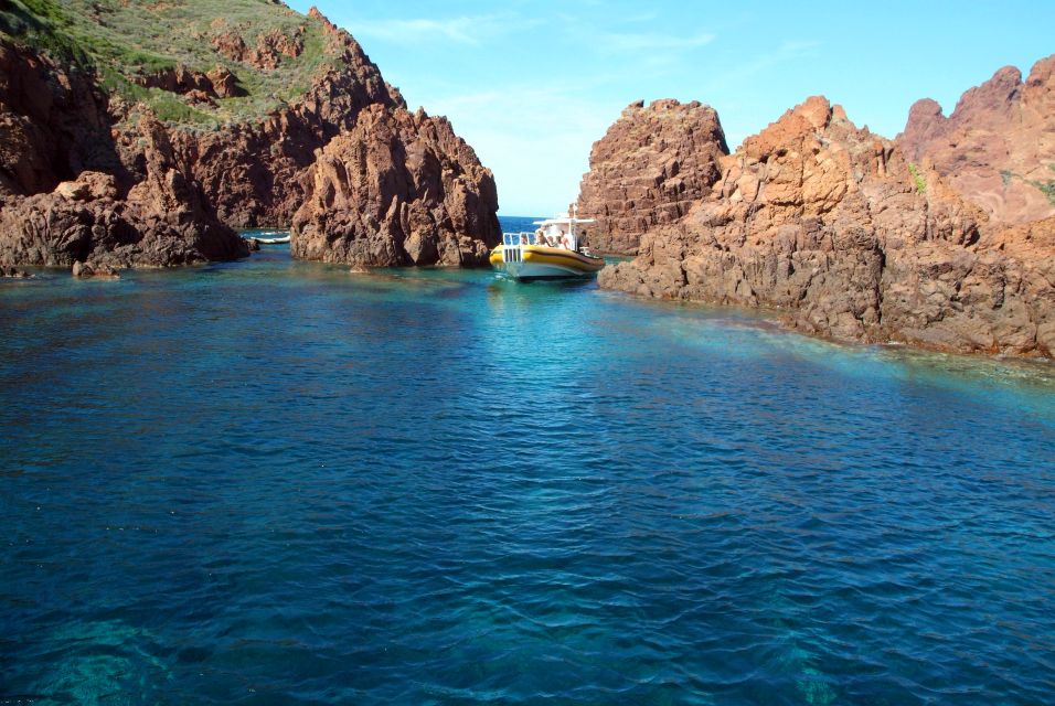 Porto: Scandola Nature Reserve, Gulf of Girolata Boat Tour - Convivial Experience on the Water