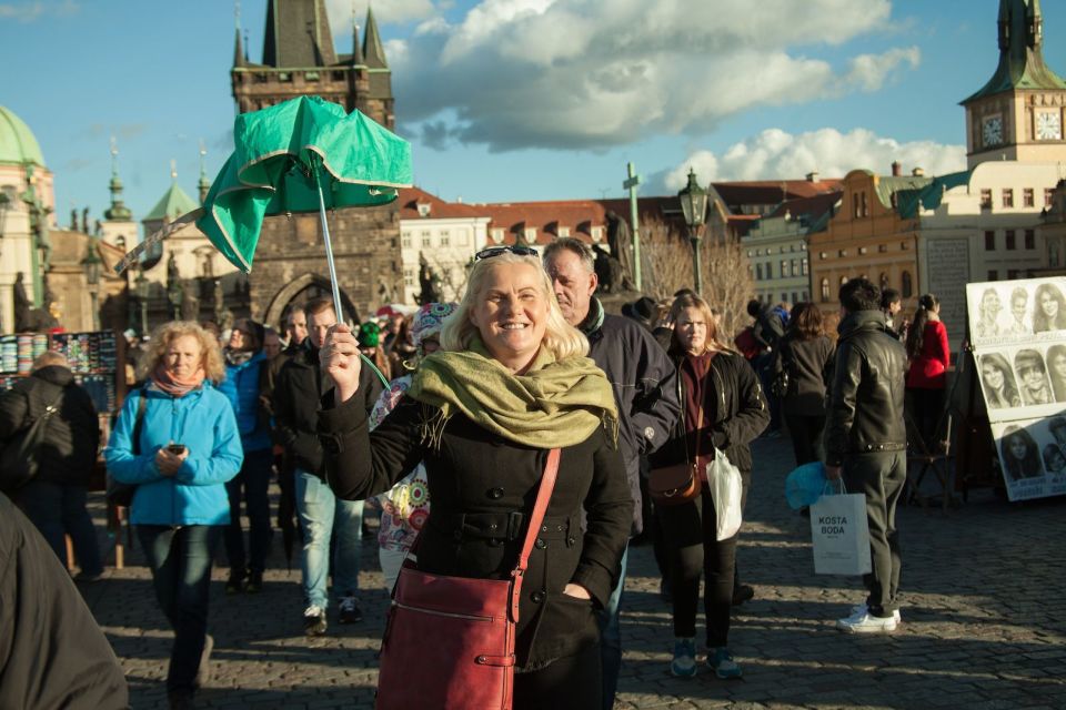 Prague: 3-Hour Old Town and Prague Castle Tour in German - Meeting Point