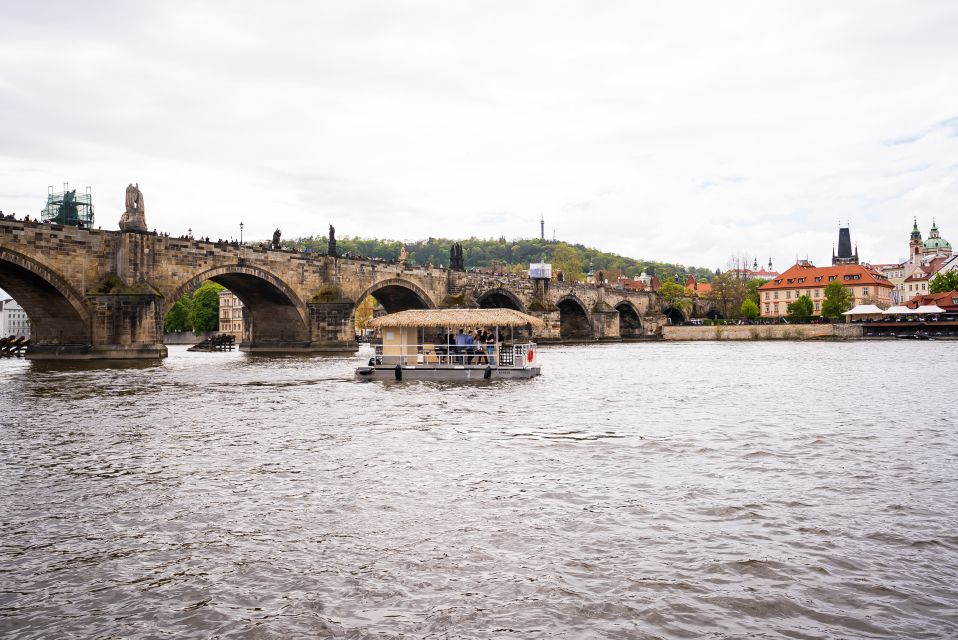 Prague: Party Tiki Boat Sightseeing Cruise With Drinks - What to Expect