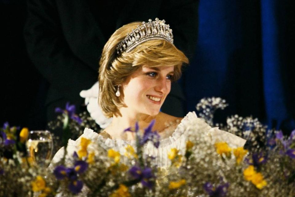 Princess Diana Exhibition With Buckingham Palace State Rooms - Booking and Cancellation Information