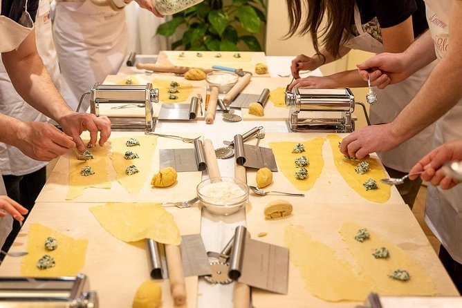 Private Cooking Class at a Cesarinas Home With Tasting in Siracusa - Dessert: Typical Sicilian Sweets