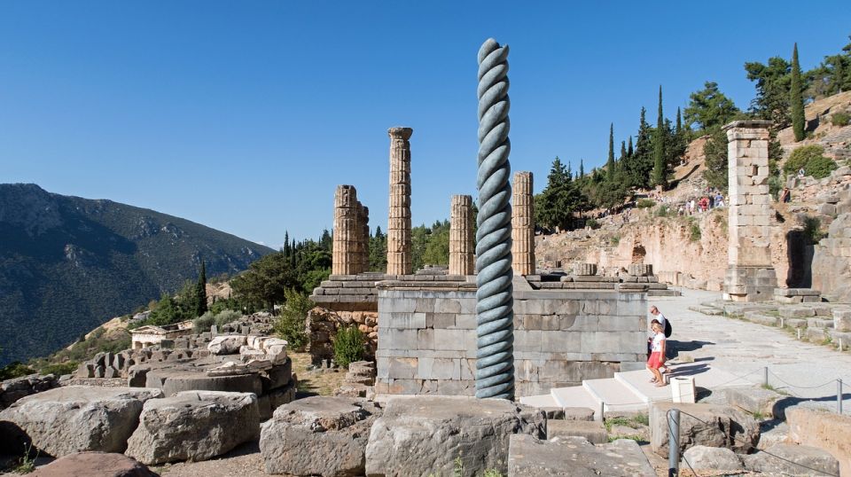 Private Day Tour Delphi and Village of Arachova From Athens - Visiting Delphi