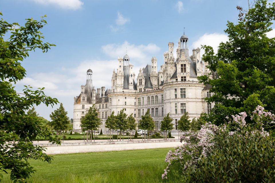 Private Day Tour to Loire Valley Castles & Wines From Paris - Family-Run Winery