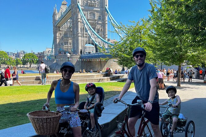 Private Family Bike Tour of London - Luggage and Equipment