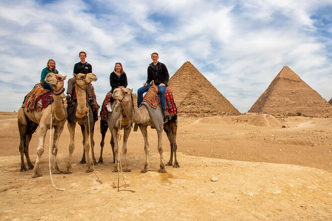 Private Full-Day Tour to Giza Pyramids,Sphinx,Memphis, and Saqqara - Professional Egyptologist Guide