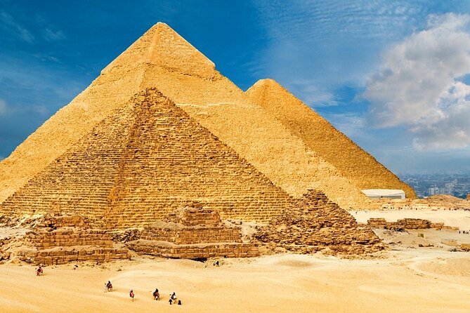 Private Giza Pyramids & Sphinx Day Tour With Lunch From Cairo - Historical and Architectural Insights