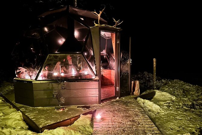 PRIVATE Glass Igloo Dinner Under Northern Lights - Northern Lights Hunt