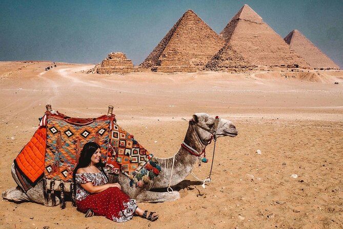 Private Guided Tour to Giza Pyramids, Sphinx, Saqqara and Dahshur + Lunch - Iconic Sites Visited