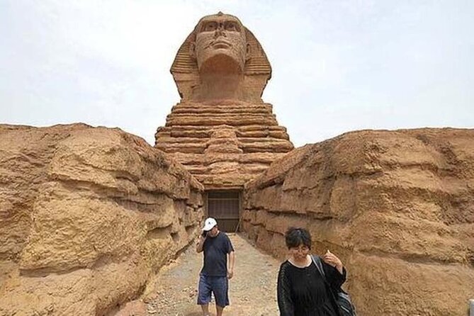 Private Half Day Tour of the Pyramids and Sphinx From Cairo - Admiring the Sphinx