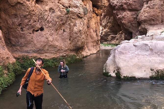 Private Monkey Fingers Canyon Hike - Terrain and Scenery