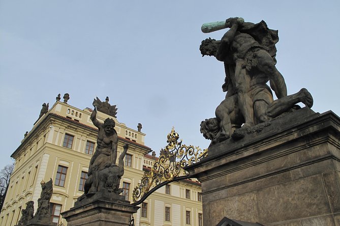 Private Prague Castle Tour With a Czech Guide, Meet up at Hotel - Personalized Experiences