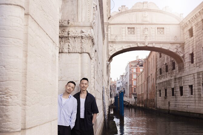 Private Professional Photoshoot Tour in Venice - Edited Digital Photos Provided