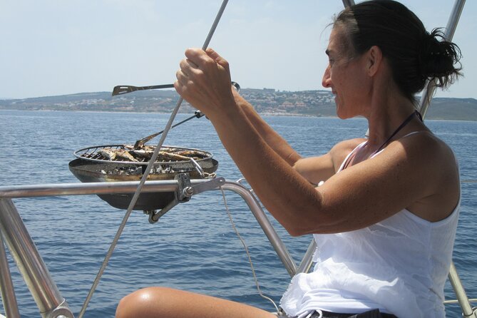 Private Sailing - Dolphin Experience From Estepona - Drink & Food - What to Expect