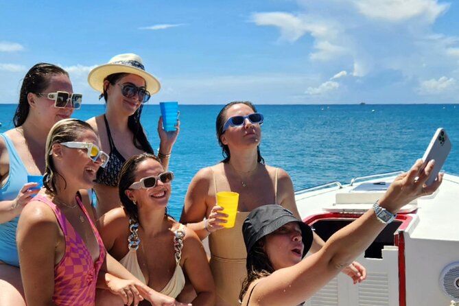 Private Speed Boat Charter in St Maarten - Private Tour and Group Size