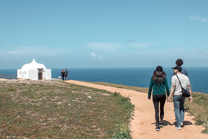 Private Tour: Arrábida Natural Park and Sesimbra Day Trip From Lisbon - Tour Guide Details