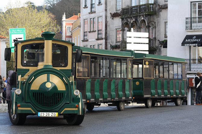 Private Tour Sintra and Cascais Full Day - Comfortable Transportation Amenities