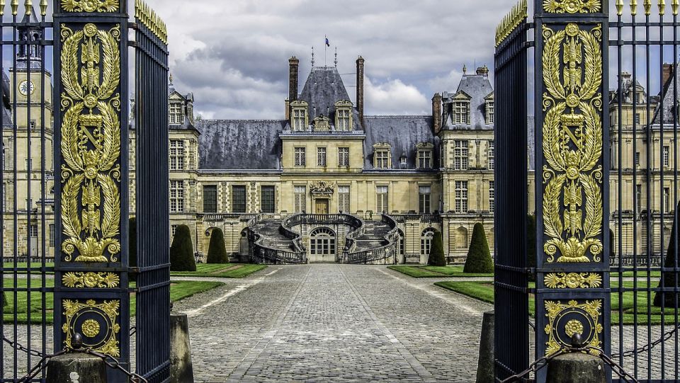 Private Tour to Chateaux of Fontainebleau From Paris - History of Château Fontainebleau