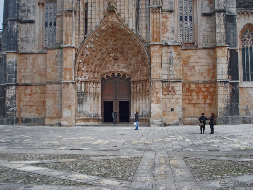 Private Tour to Fatima, Batalha, Nazare, Obidos From Lisbon - Obidos: Fortified Medieval Town