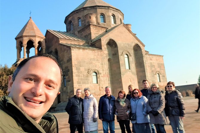 Private Tour to Khor Virap, Noravank, Ancient Birds-Cave, Hin Areni Wine Factory - Visiting Noravank Monastery