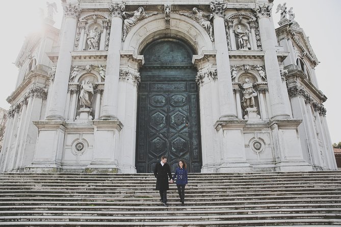 Private Vacation Photography Session With Local Photographer in Venice - Accessibility and Participation