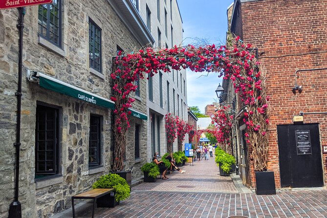 Private Walking Tour of Old Montreal in English - Participant Requirements