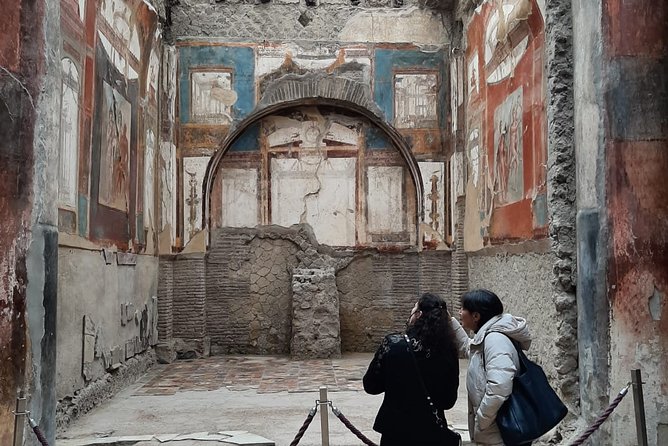 Private Walking Tour Through the Historical City of Herculaneum - Exploring Herculaneum Intimately