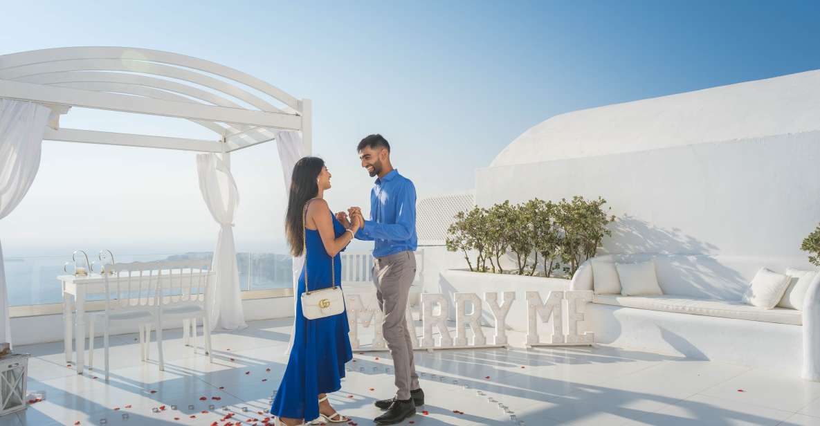 Proposal Photoshoot Santorini - Meeting Point and Accessibility