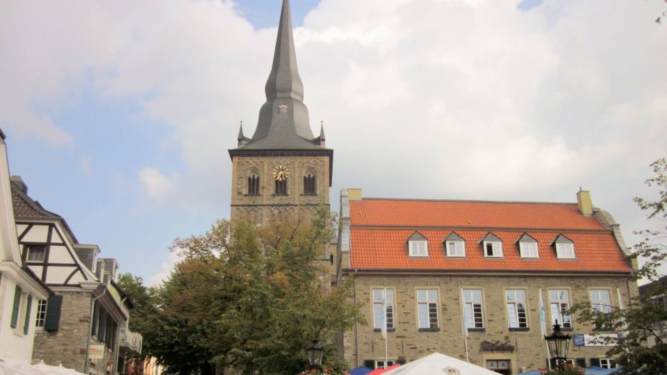 Ratingen: Self-guided Old Town Walk to Explore the City - Historic Buildings and Landmarks