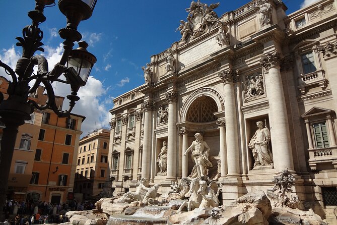 Rome 2-Day Sightseeing Tour With Trevi Fountain, Colosseum & More - Dress Code Requirements